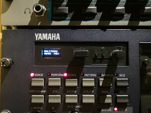 Yamaha EX5